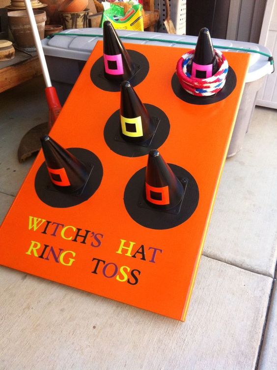 witch hat ring toss game